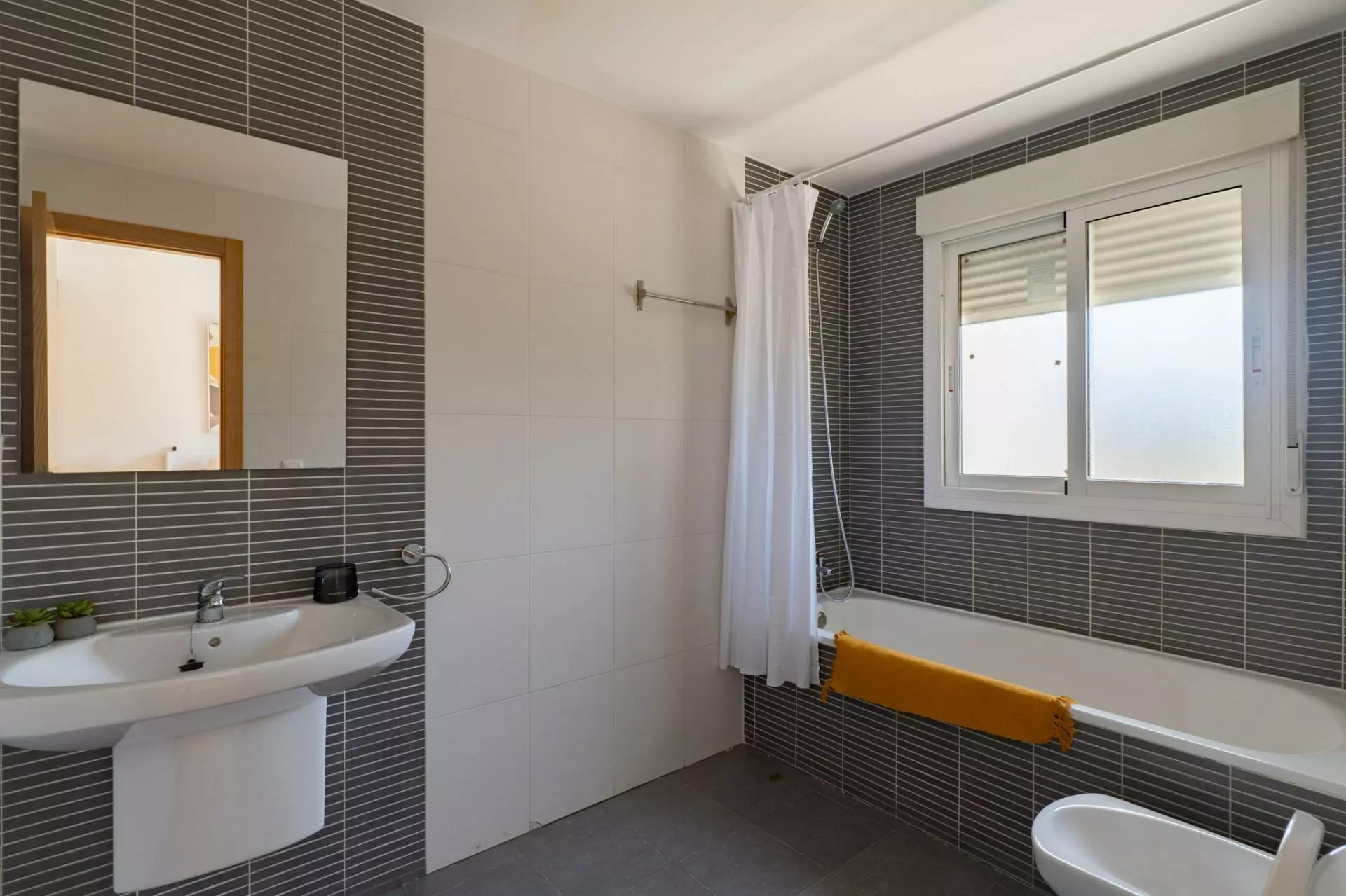 3-bedroom Villa In Calpe, Spain (120 M²)