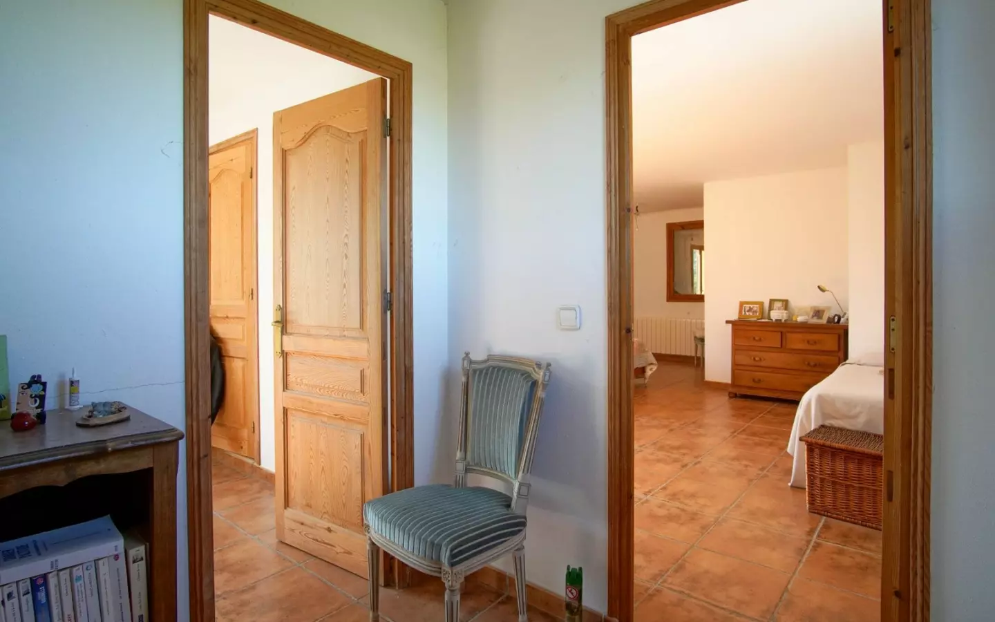6-bedroom Villa In Pedreguer, Spain (361 M²)
