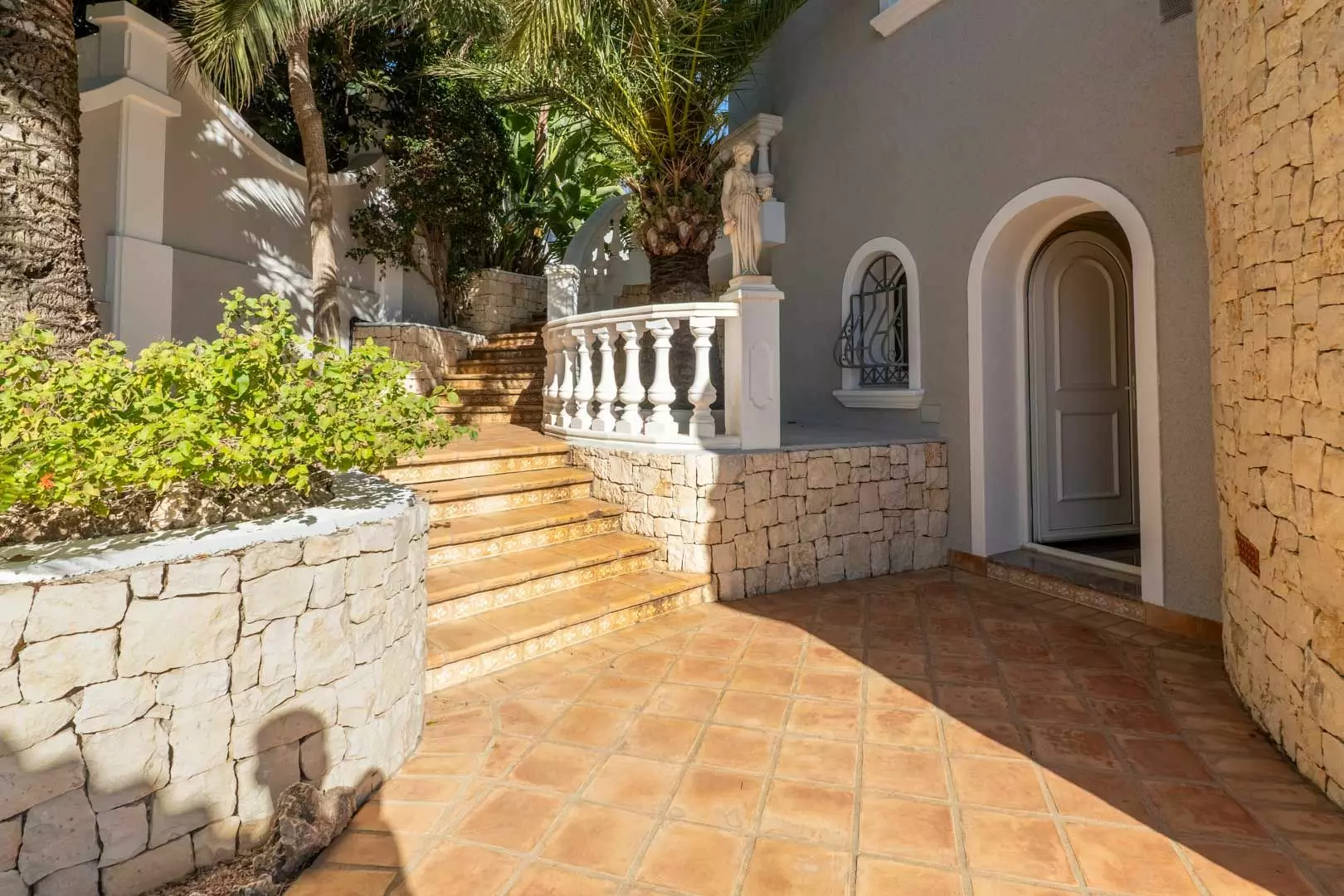 5-bedroom Villa In Benissa, Spain (565 M²)