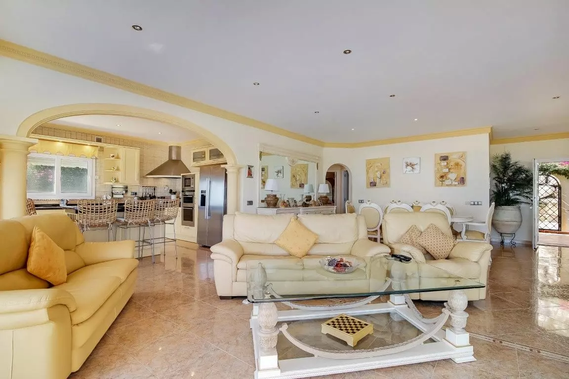4-bedroom Villa In Benissa, Spain (370 M²)
