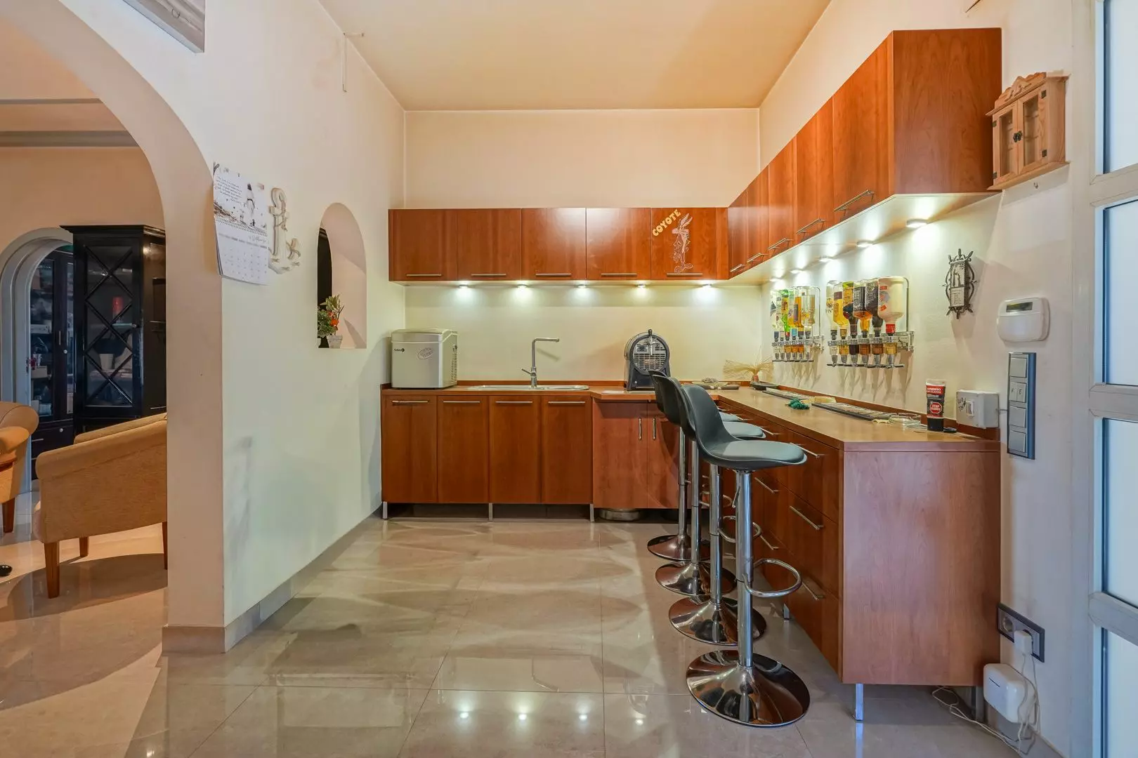 3-bedroom Villa In Calpe, Spain (529 M²)