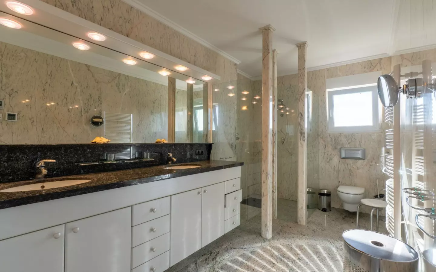 4-bedroom Villa In Moraira, Spain (434 M²)
