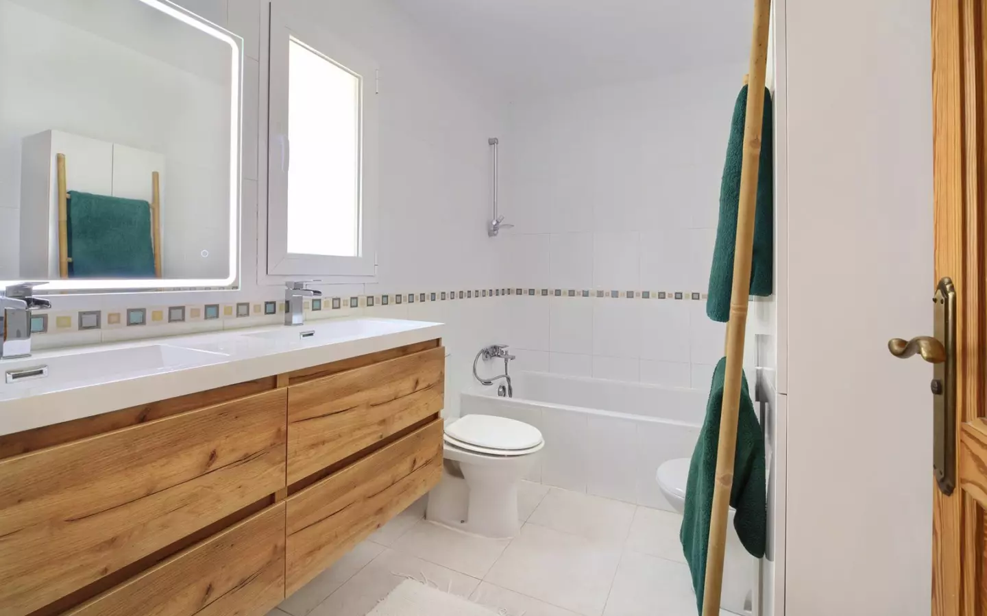 4-bedroom Villa In Jávea – Xàbia, Spain (257 M²)