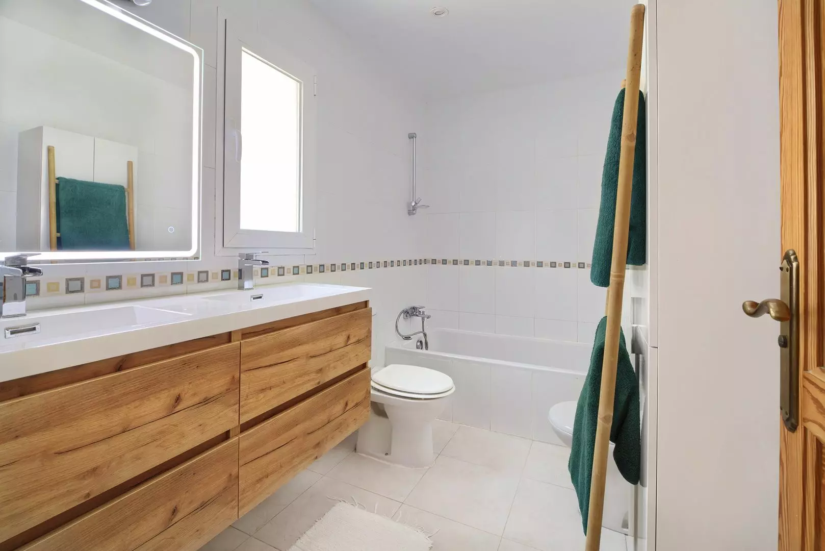 4-bedroom Villa In Jávea – Xàbia, Spain (257 M²)