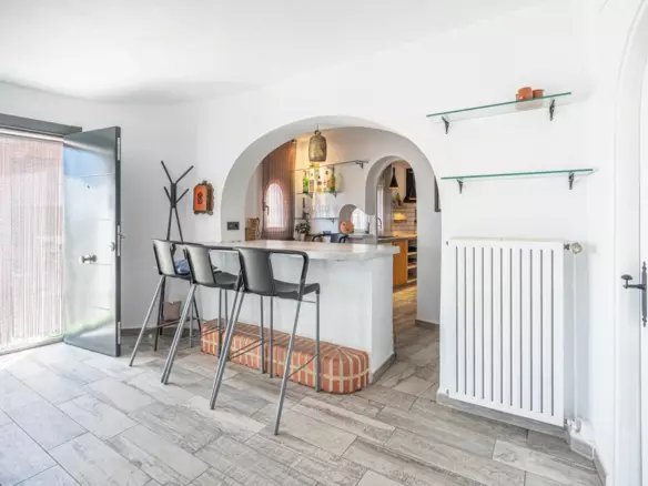 6-bedroom Villa In Calpe, Spain (350 M²)