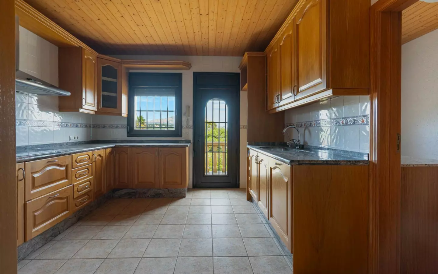 4-bedroom Villa In Jávea – Xàbia, Spain (540 M²)