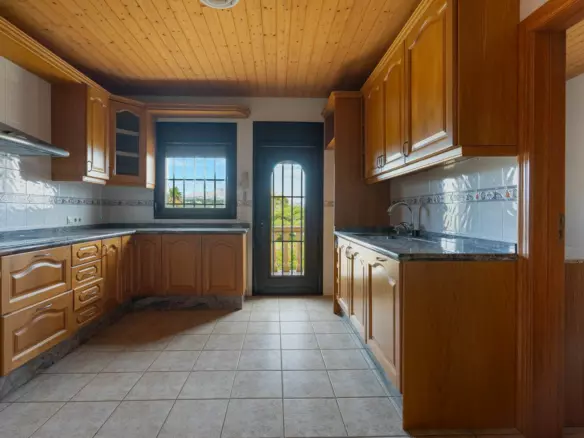 4-bedroom Villa In Jávea – Xàbia, Spain (540 M²)