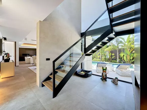 4-bedroom Villa In Calpe, Spain (346 M²)