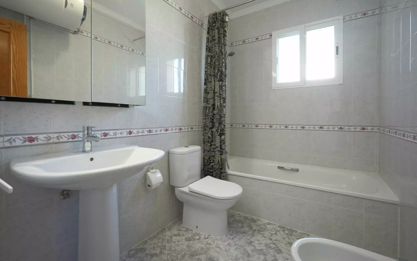 4-bedroom Villa In Calpe, Spain (264 M²)
