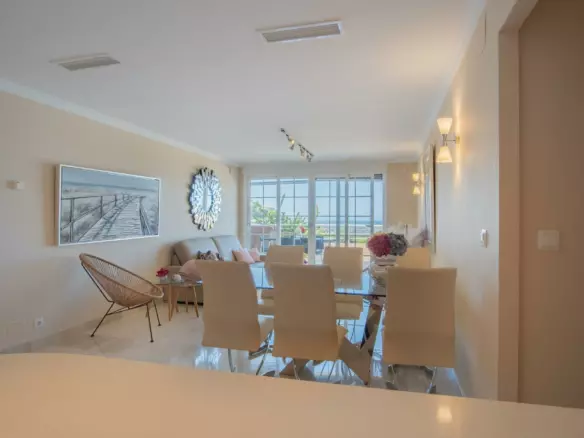 3-bedroom Apartment In Pedreguer, Spain (310 M²)