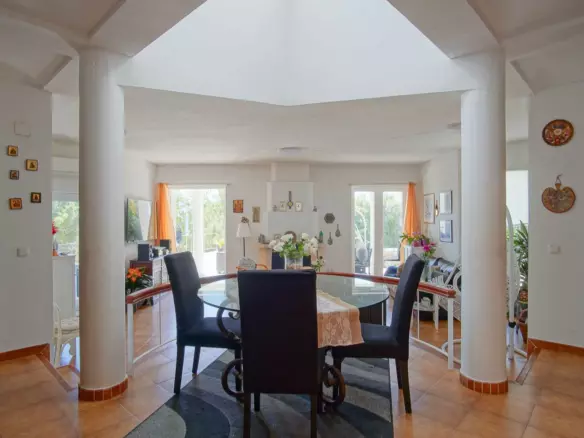 3-bedroom Villa In Altea, Spain (200 M²)