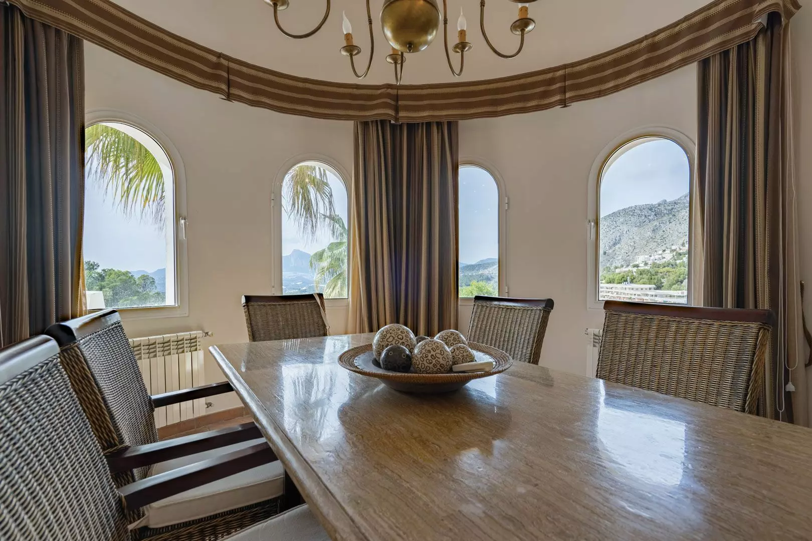 4-bedroom Villa In Altea, Spain (400 M²)