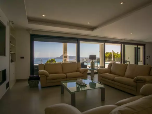 5-bedroom Villa In Altea, Spain (680 M²)