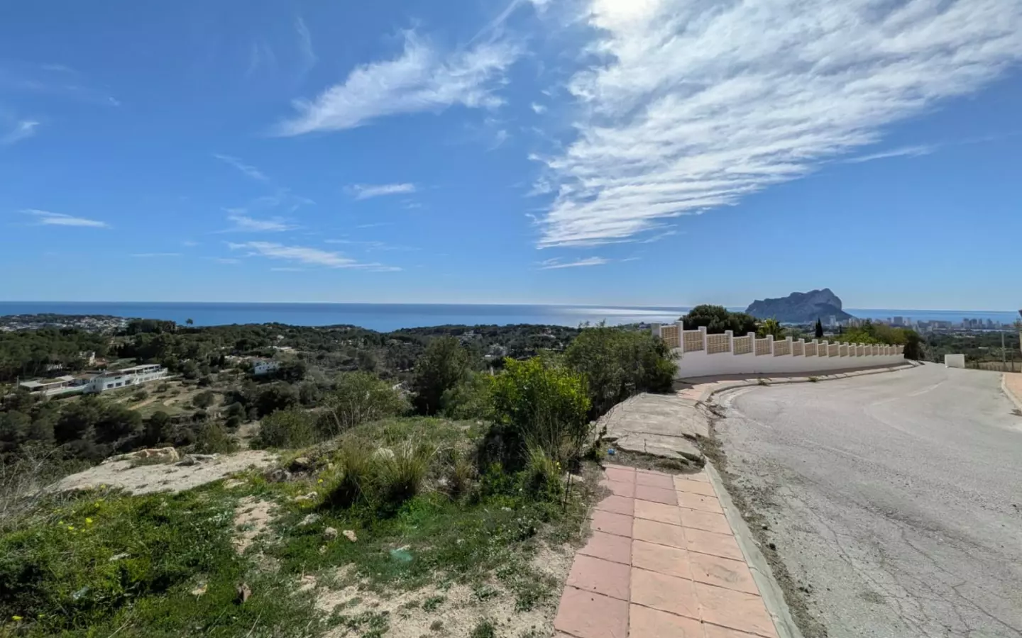 Plot In Benissa, Spain (1.056 M² Plot)