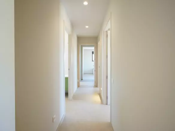 3-bedroom Villa In Pedreguer, Spain (225 M²)