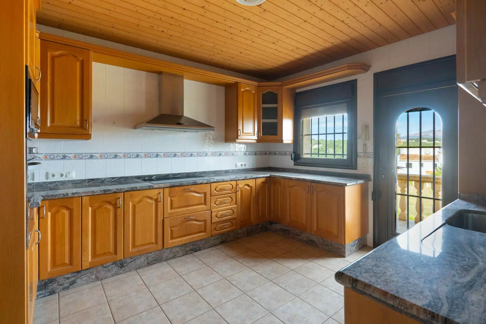 4-bedroom Villa In Jávea – Xàbia, Spain (540 M²)