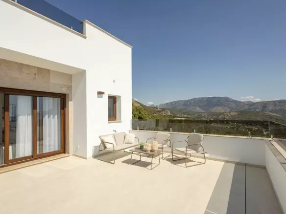 3-bedroom Villa In Polop, Spain (165 M²)