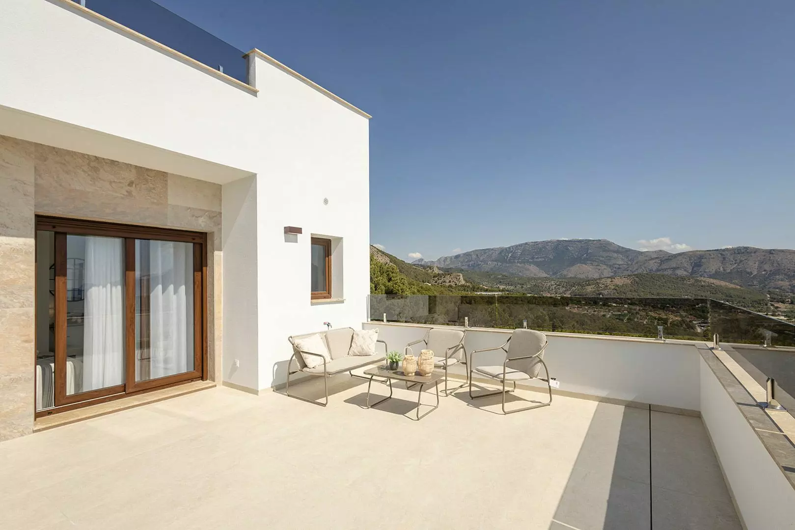 3-bedroom Villa In Polop, Spain (165 M²)