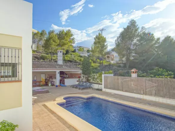6-bedroom Villa In Denia, Spain (426 M²)