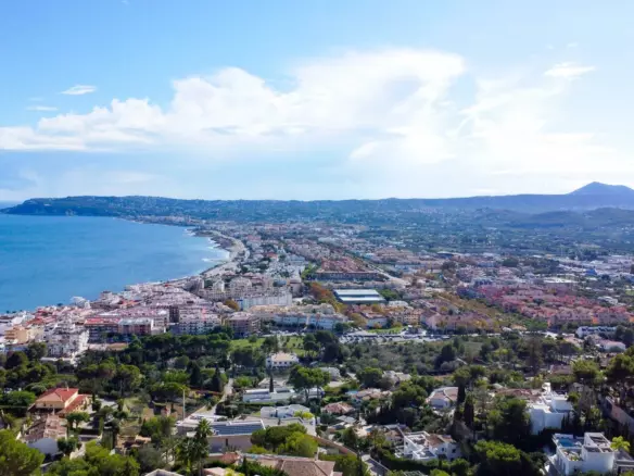 5-bedroom Villa In Jávea – Xàbia, Spain (320 M²)
