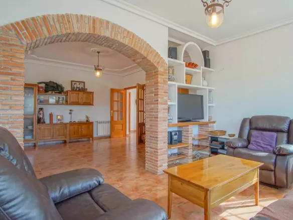5-bedroom Villa In Calpe, Spain (345 M²)