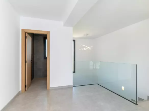 3-bedroom Villa In Moraira, Spain (310 M²)