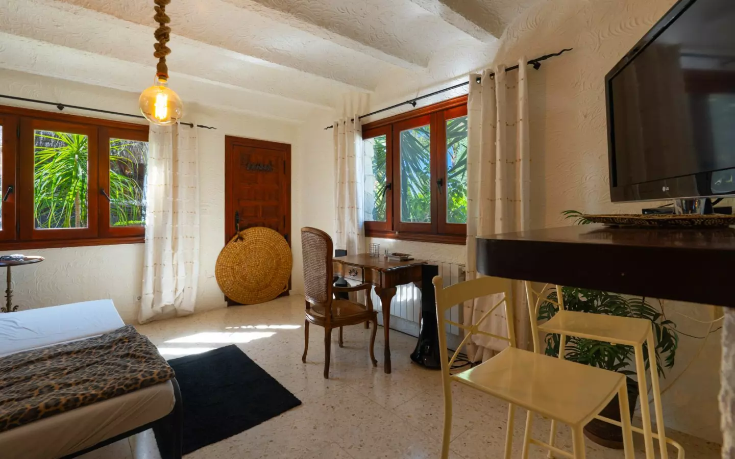 4-bedroom Villa In Jávea – Xàbia, Spain (346 M²)