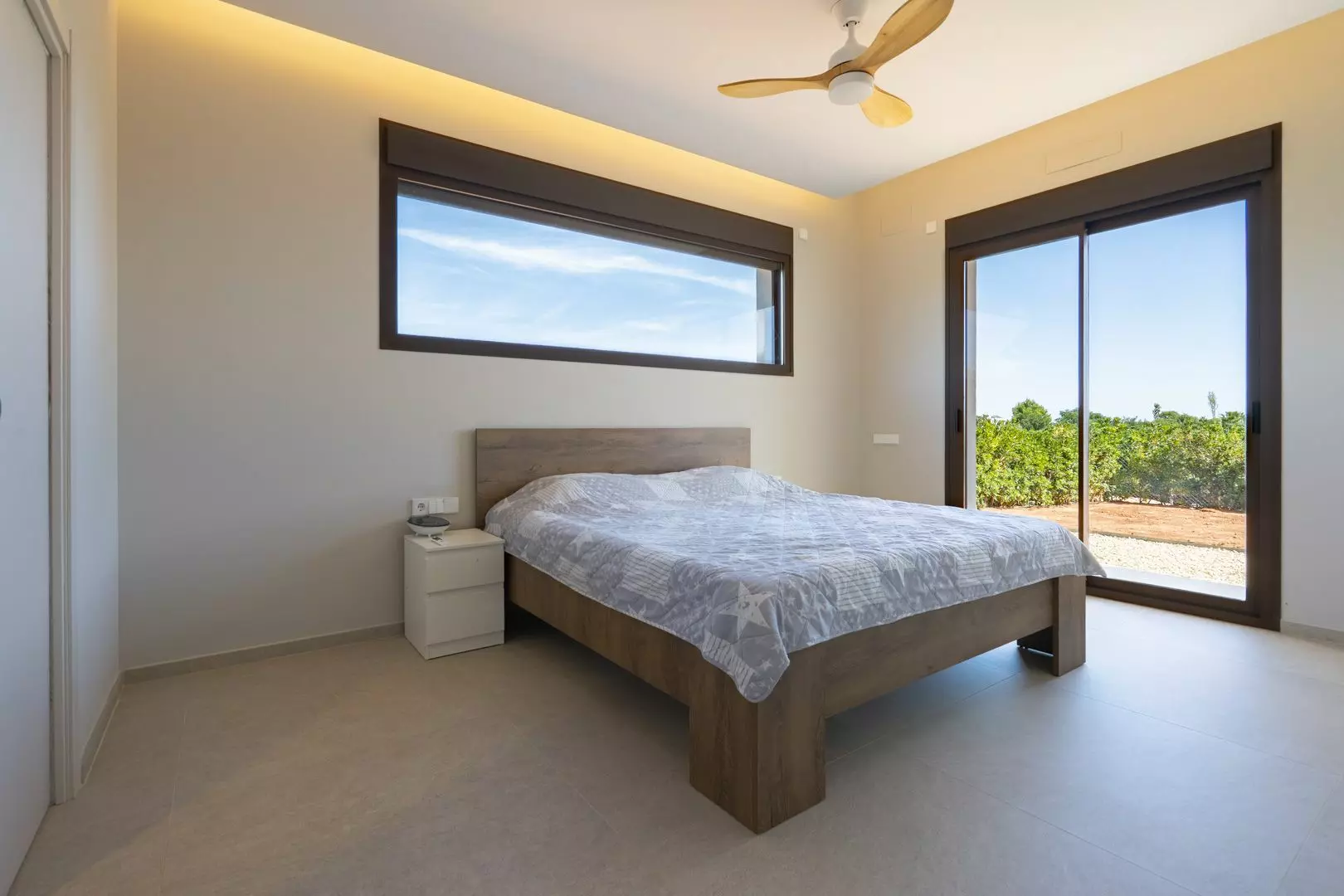 3-bedroom Villa In Pedreguer, Spain (225 M²)