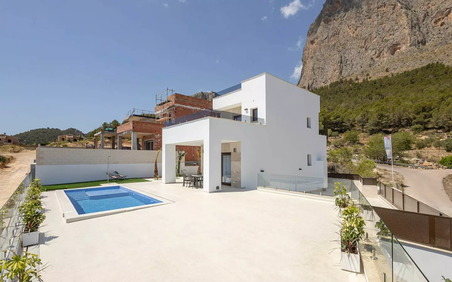 3-bedroom Villa In Polop, Spain (165 M²)