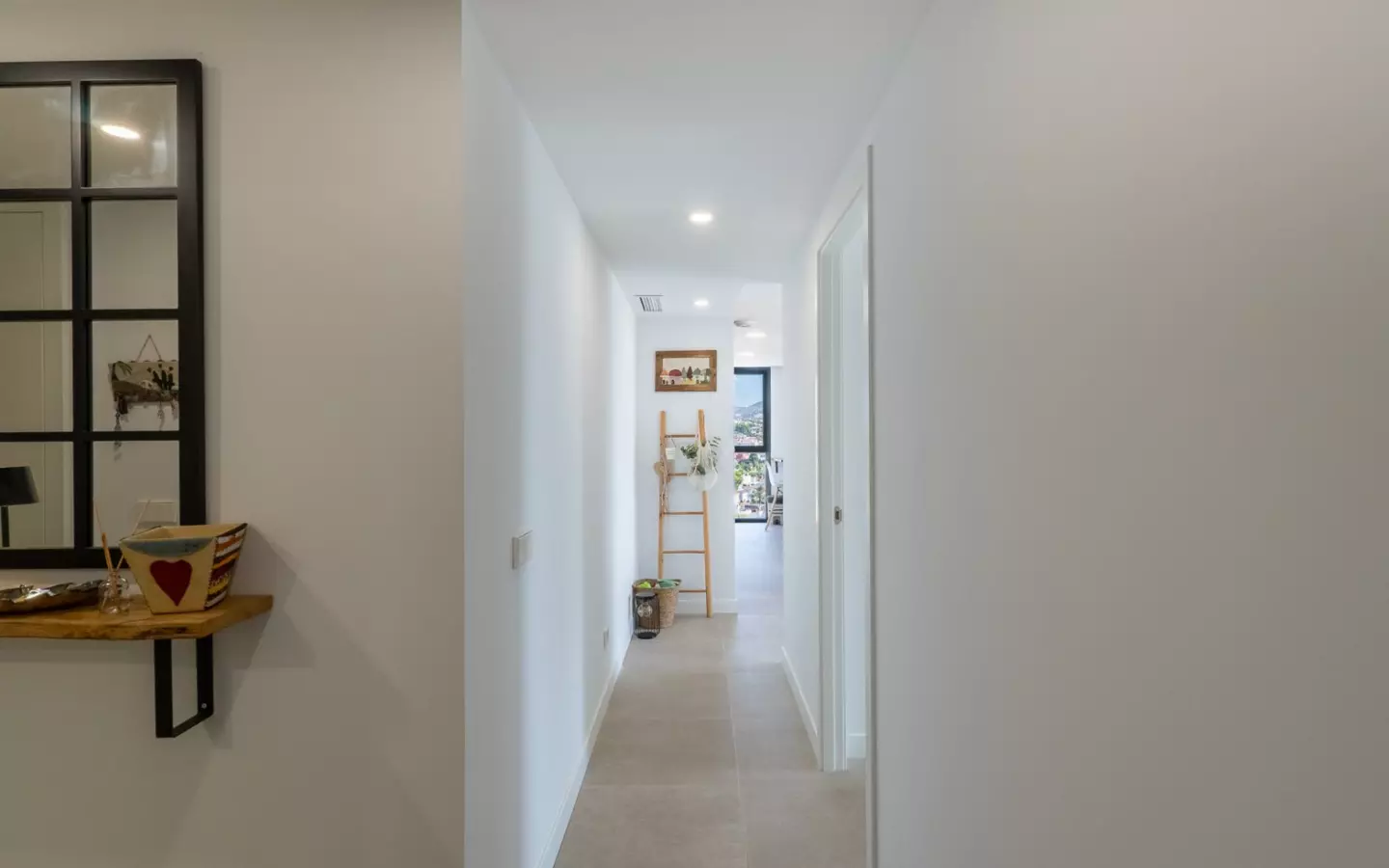 3-bedroom Apartment In Calpe, Spain (100 M²)