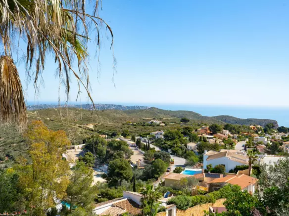 4-bedroom Villa In Benitachell, Spain (250 M²)