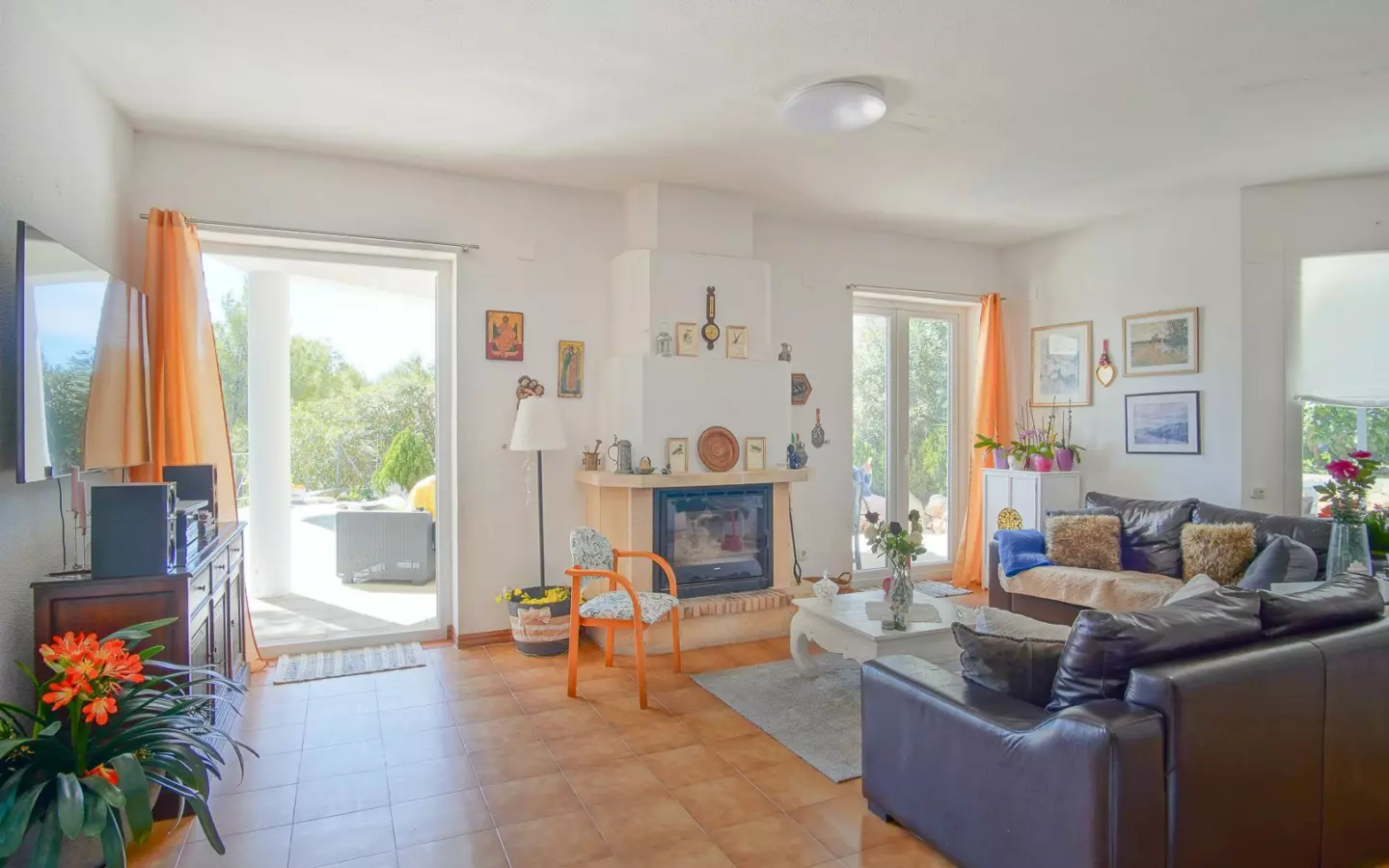 3-bedroom Villa In Altea, Spain (200 M²)