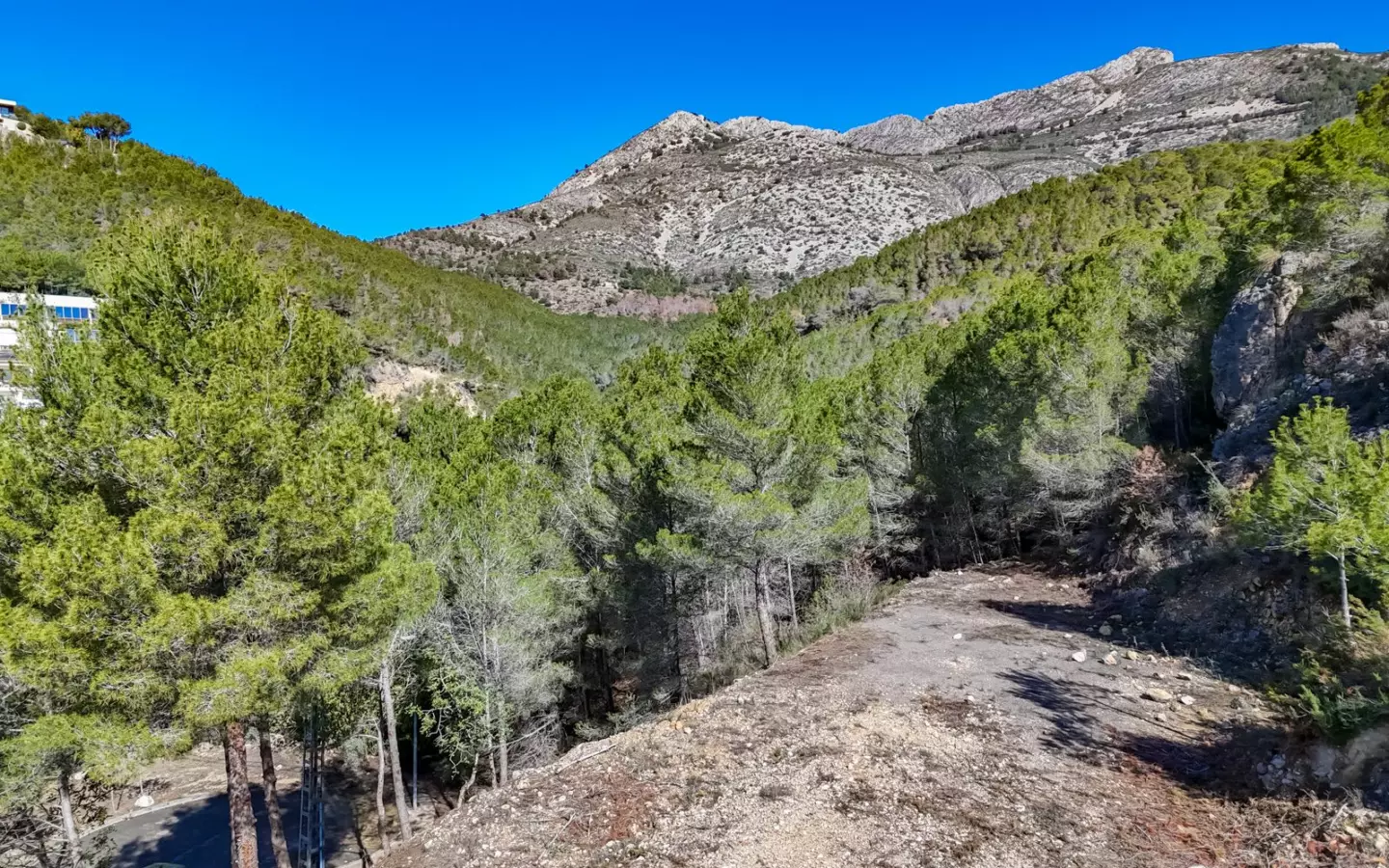 Plot In Altea, Spain (985 M² Plot)