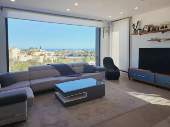 4-bedroom Villa In Benitachell, Spain (199 M²)