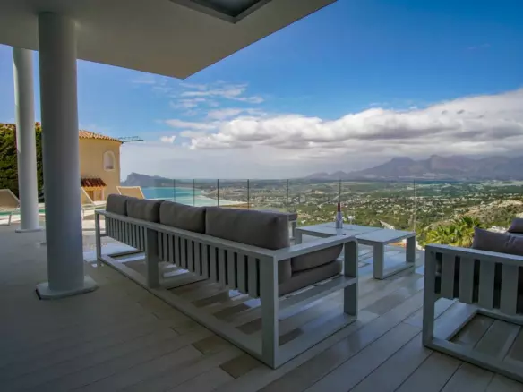 6-bedroom Villa In Altea, Spain (547 M²)