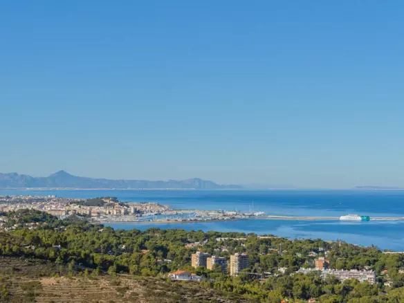 2-bedroom Apartment In Denia, Spain (88 M²)