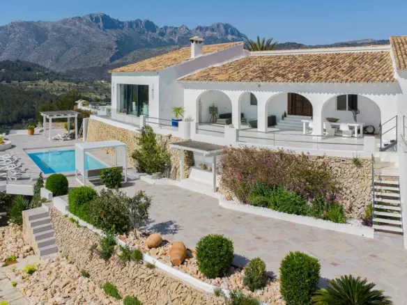 5-bedroom Villa In Benissa, Spain (359 M²)