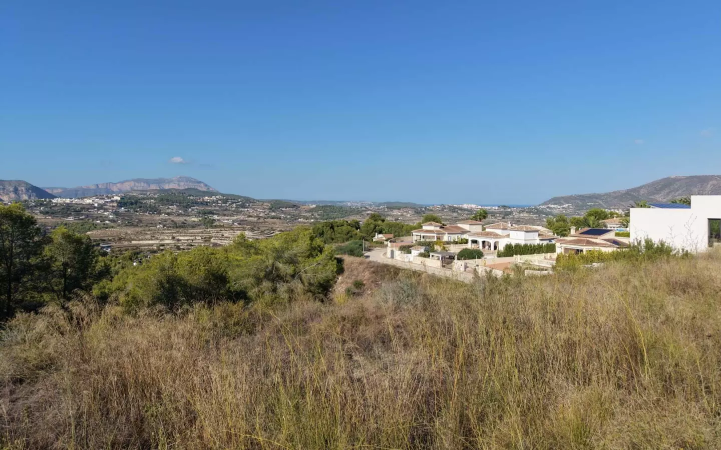 Plot In Moraira, Spain (1.280 M² Plot)