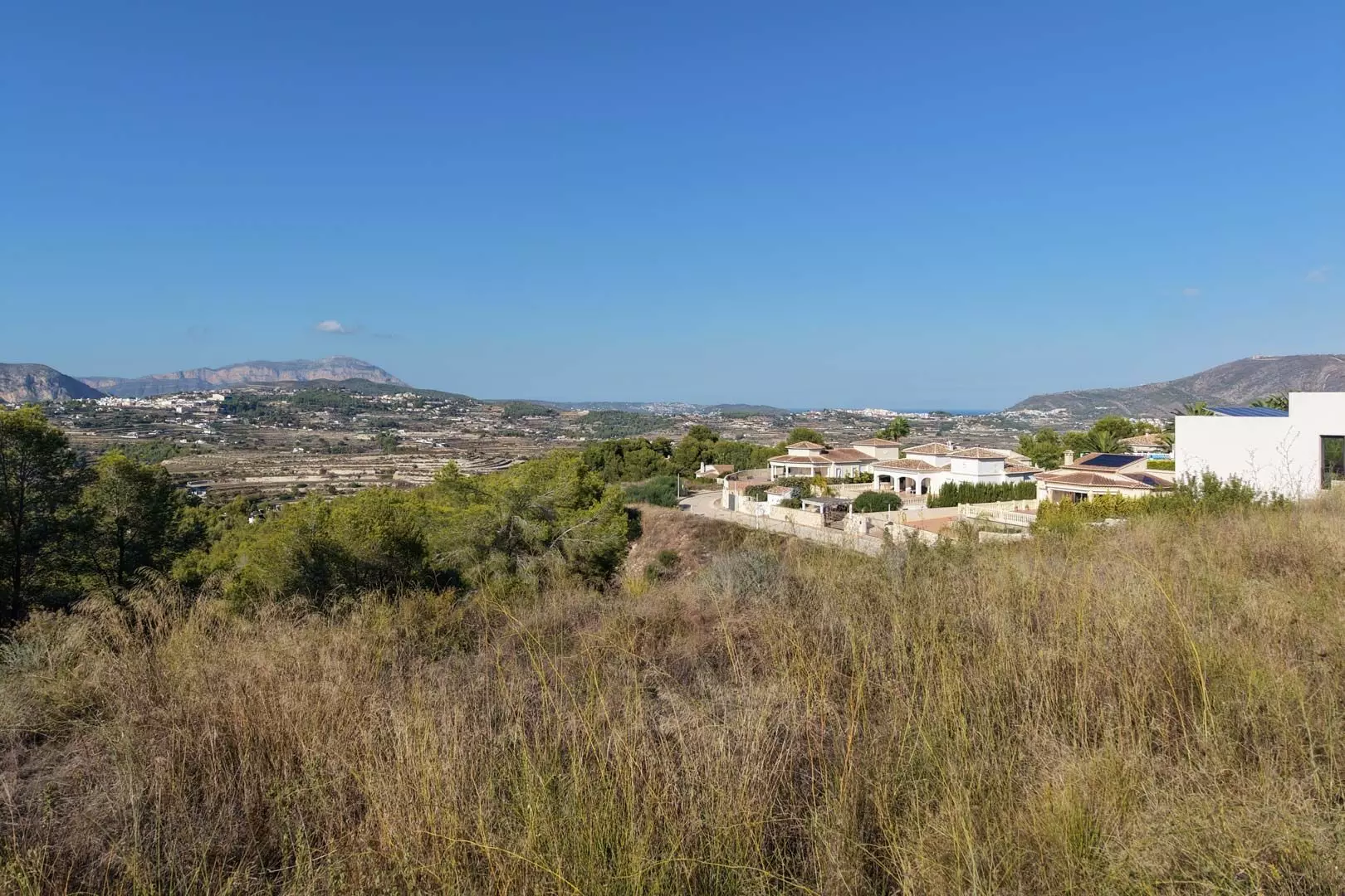 Plot In Moraira, Spain (1.280 M² Plot)