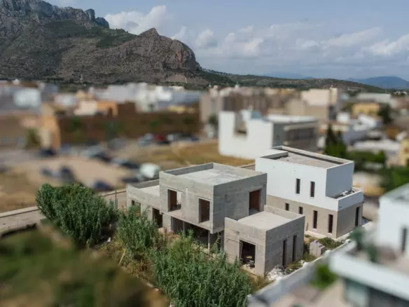 3-bedroom Villa In Els Poblets, Spain (225 M²)