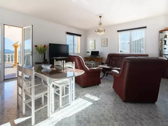 4-bedroom Villa In Calpe, Spain (264 M²)