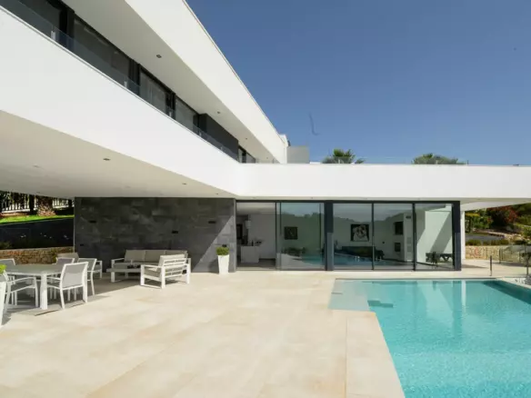 3-bedroom Villa In Jávea – Xàbia, Spain (374 M²)
