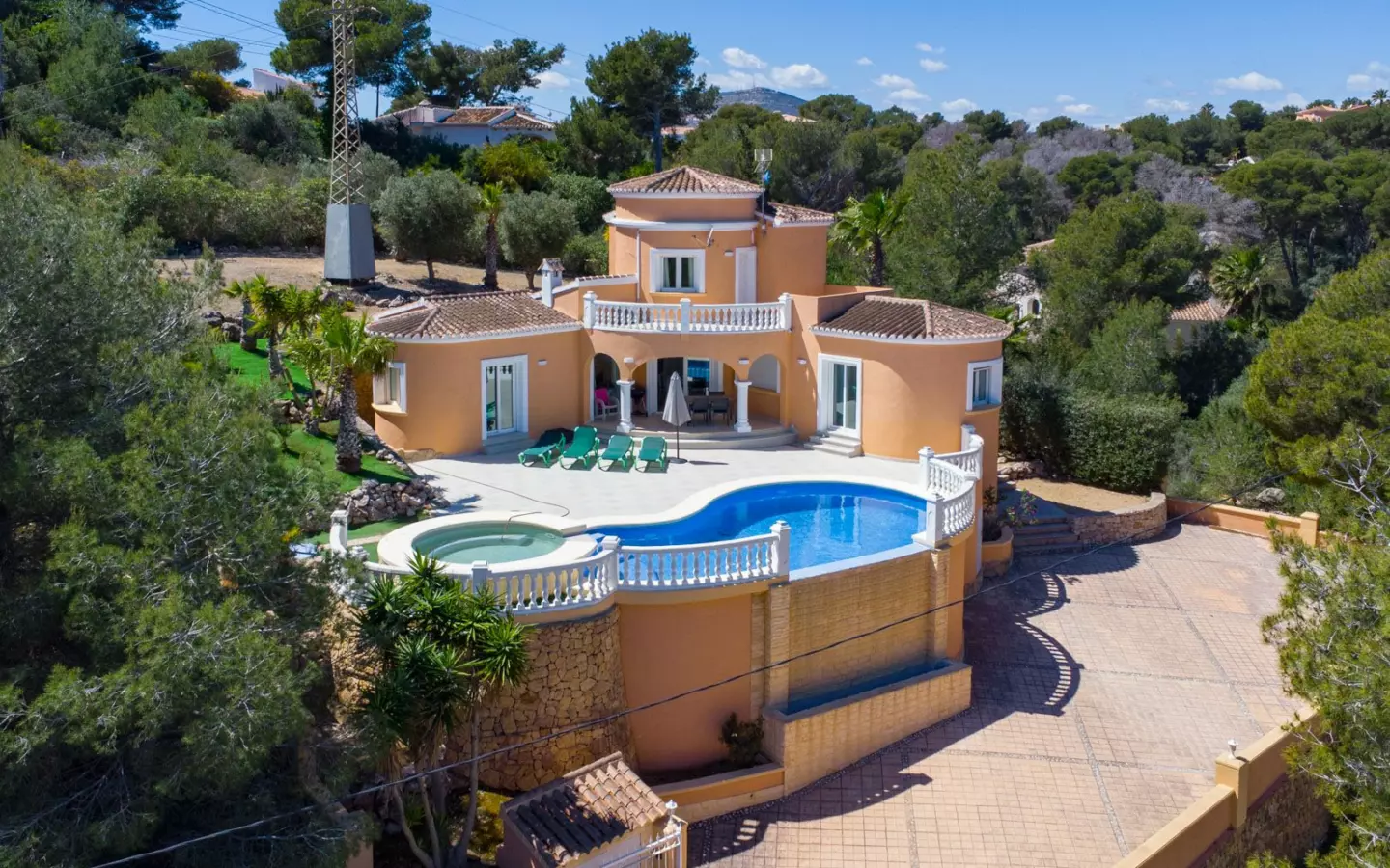 3-bedroom Villa In Jávea – Xàbia, Spain (150 M²)