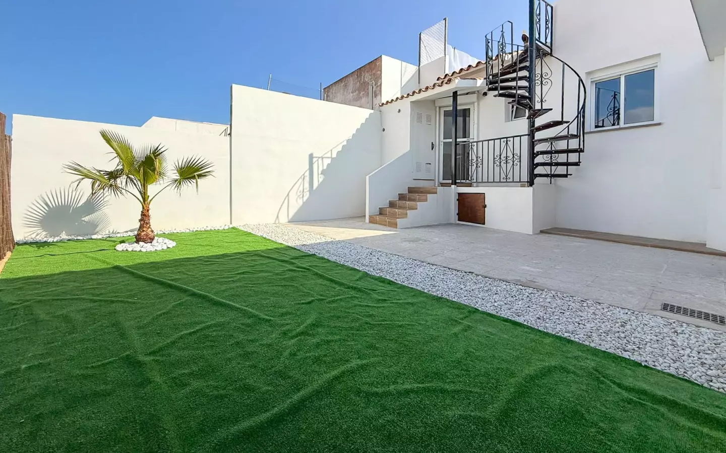 4-bedroom Villa In La Nucía, Spain (120 M²)
