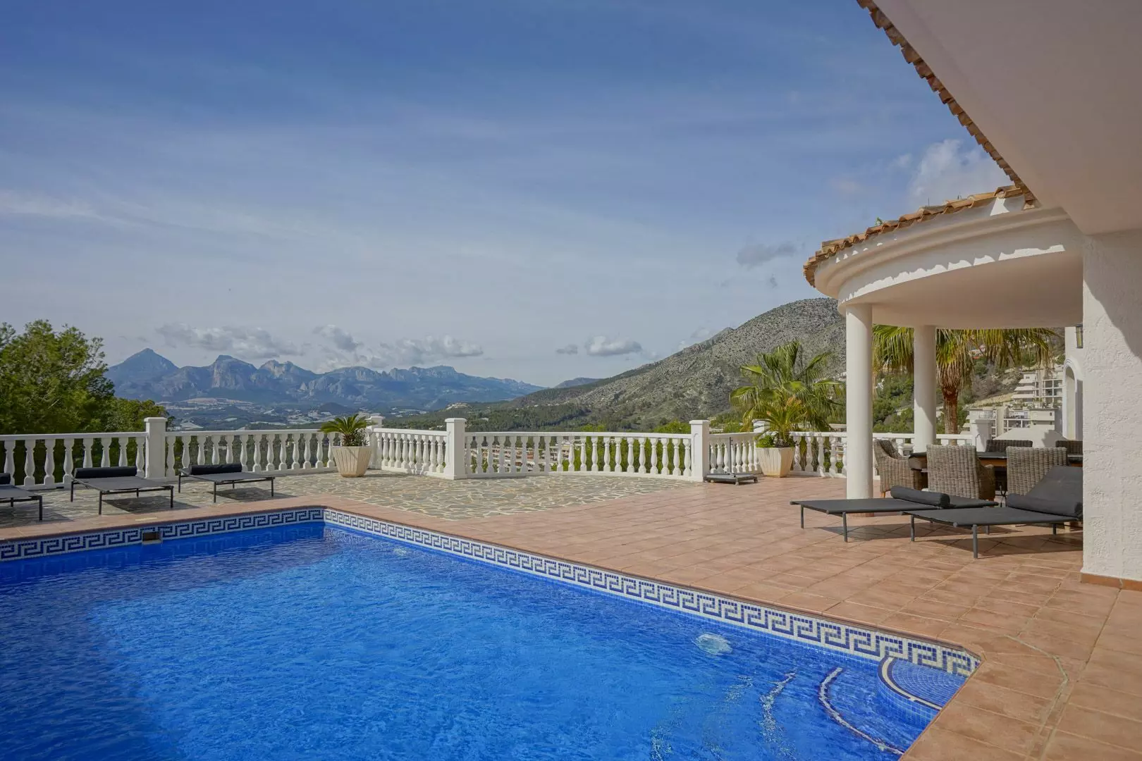 4-bedroom Villa In Altea, Spain (400 M²)