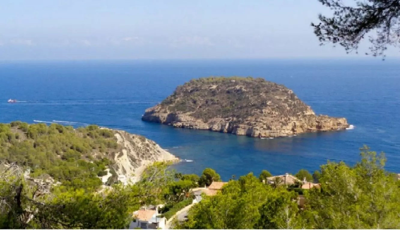 4-bedroom Villa In Jávea – Xàbia, Spain (422 M²)