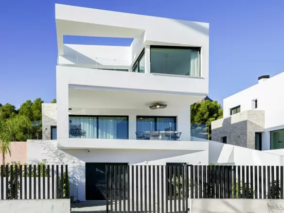 3-bedroom Villa In Polop, Spain (293 M²)