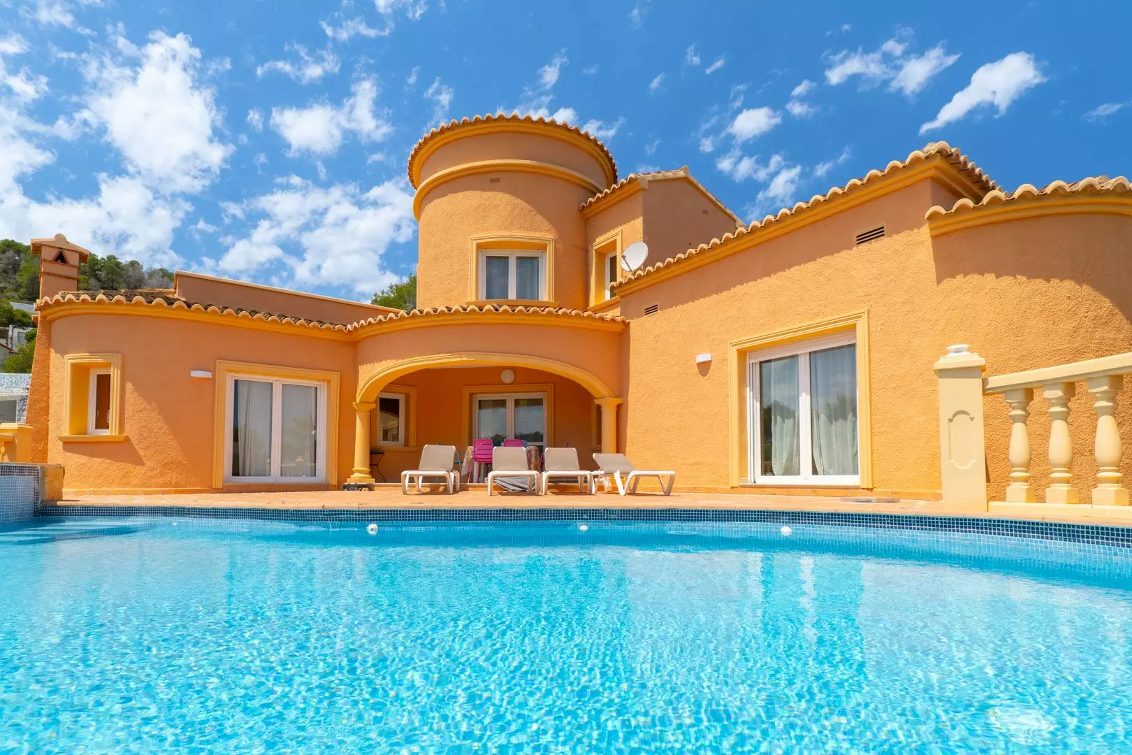 3-bedroom Villa In Jávea – Xàbia, Spain (255 M²)