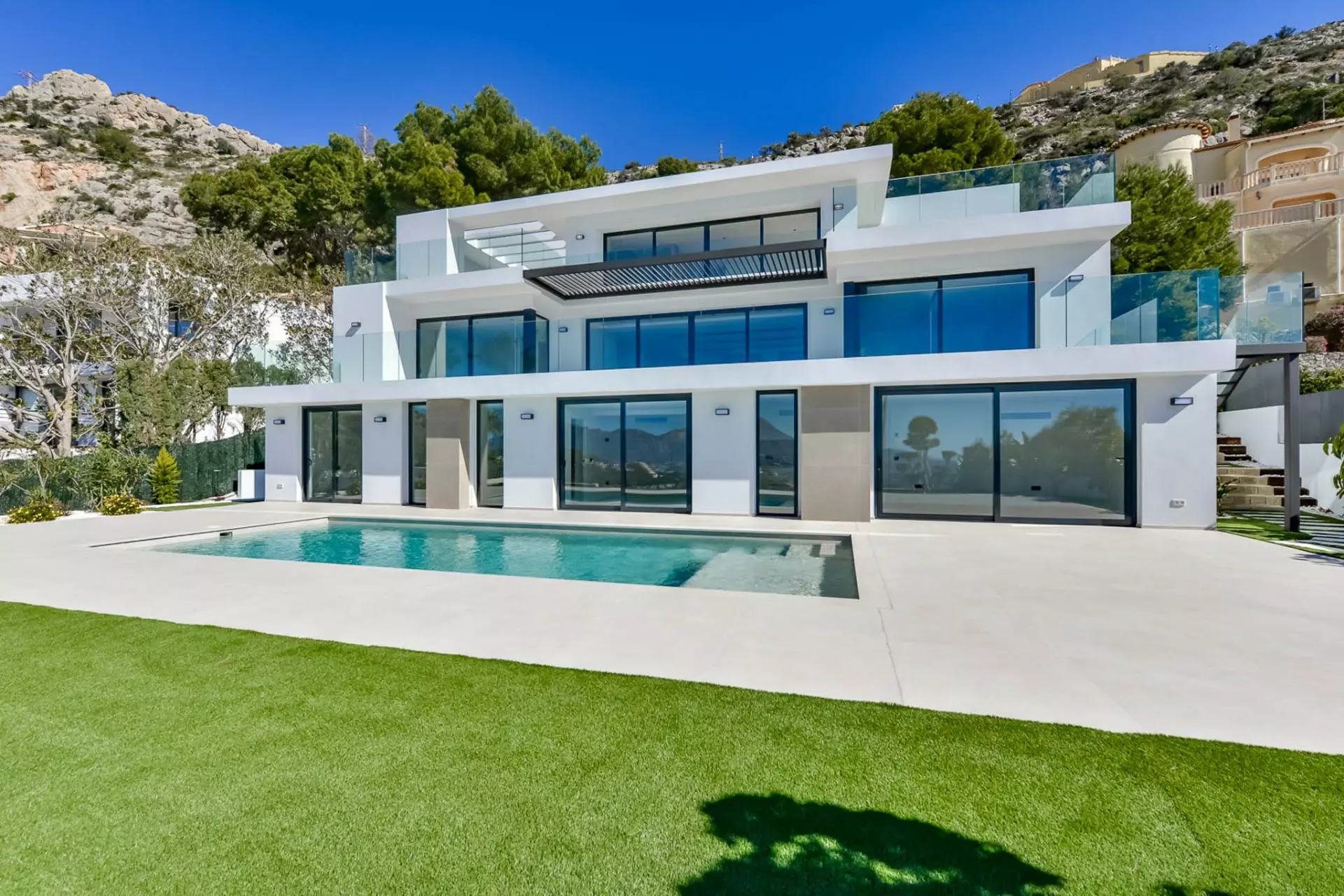 2-2-9ebf8a 5-bedroom Villa In Altea, Spain (390 M²)