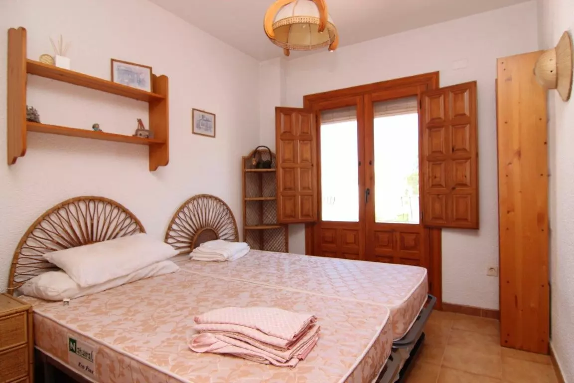 5-bedroom Villa In El Rafol D’almunia, Spain (307 M²)